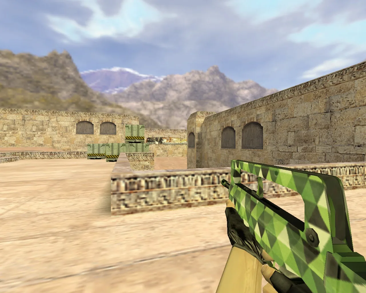 Модель оружия Famas Зеленый треугольник для CS 1.6 - Скачать бесплатно