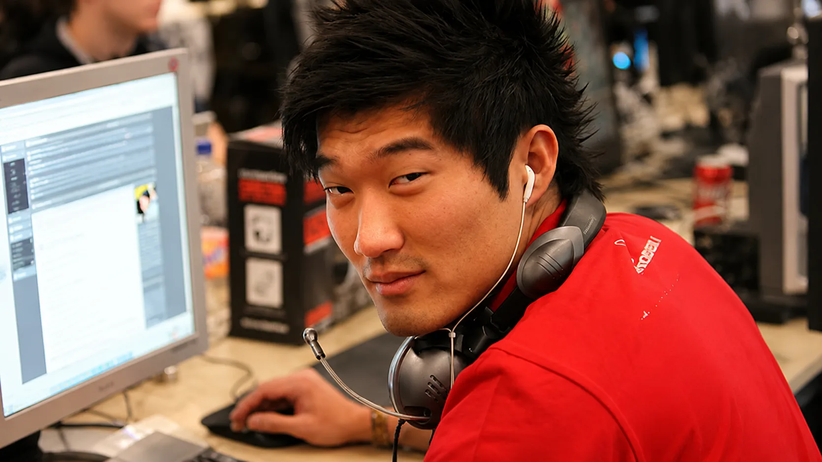 Download Config “XeqtR.cfg” for CS 1.6 — 1