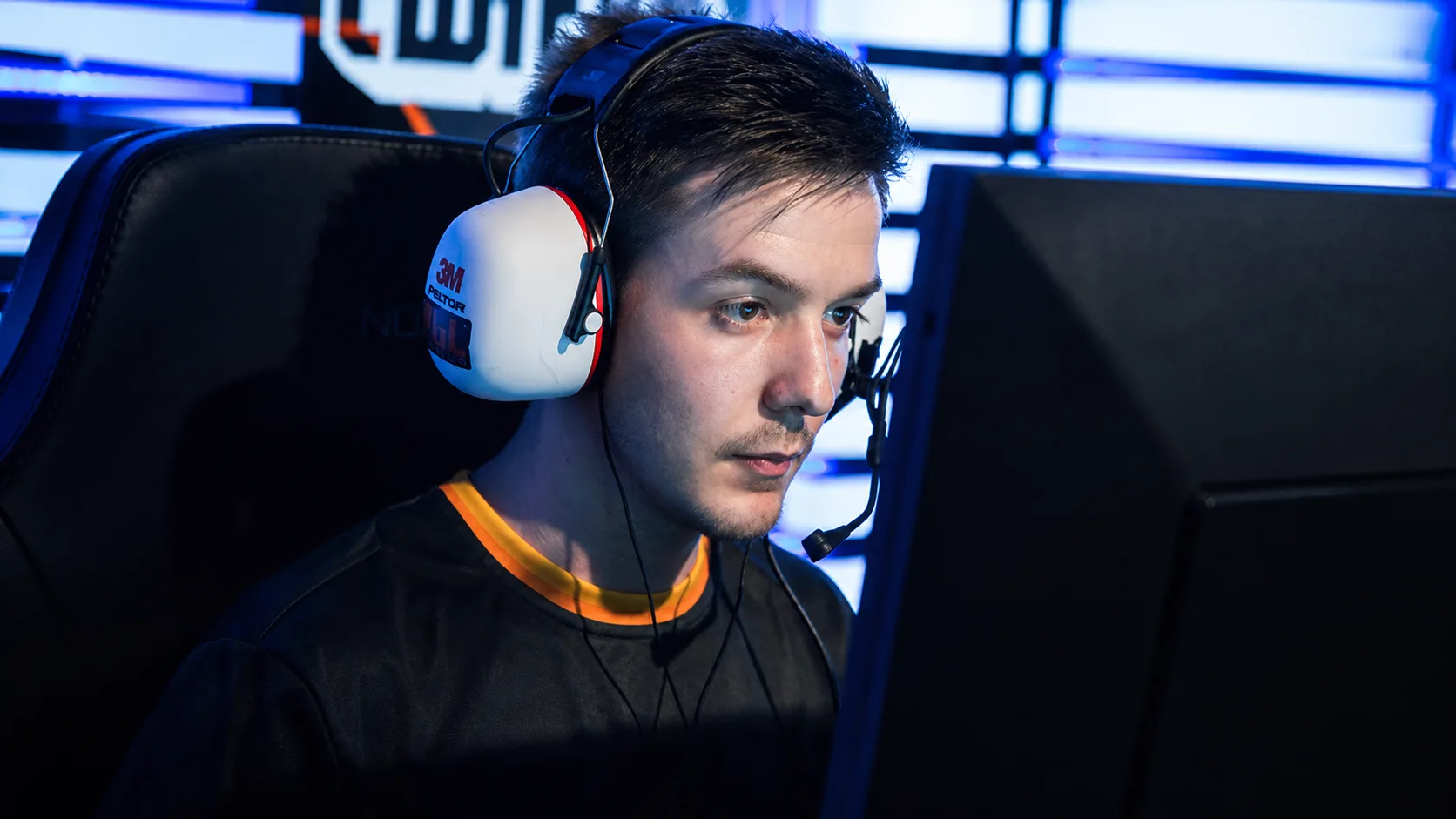 Download Config “pronax.cfg” for CS 1.6 — 1